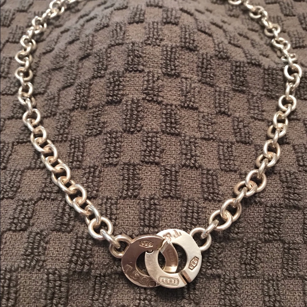 TIFFANY & CO NECKLACE
